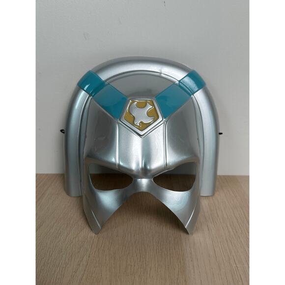 SDCC-exclusive Peacemaker mask from Peacefest - Picture 1 of 3